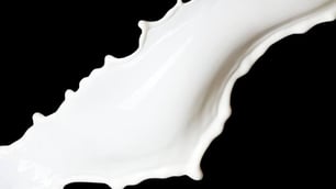 A Closer Look at the Risks of Raw Milk