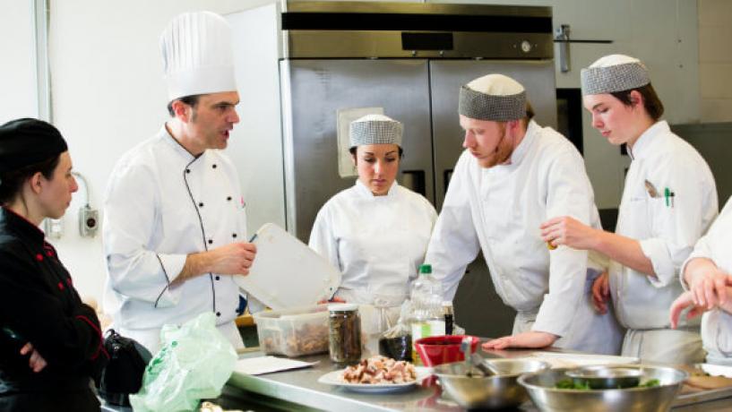 How a Food Safety Supervisor Can Protect Your Business
