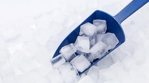 How to Safely Handle Ice: The Rules for Handling Ice